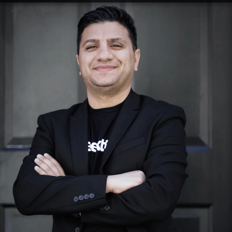 Mario Nicolaou profile photo